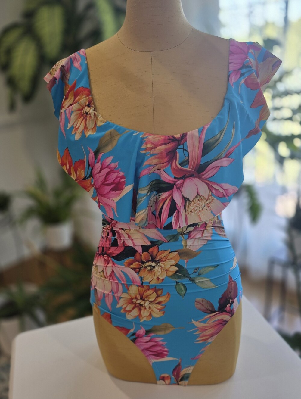 ☀️ La Blanca Blue Pink Floral One-Piece Swimsuit - Picture 5 of 8